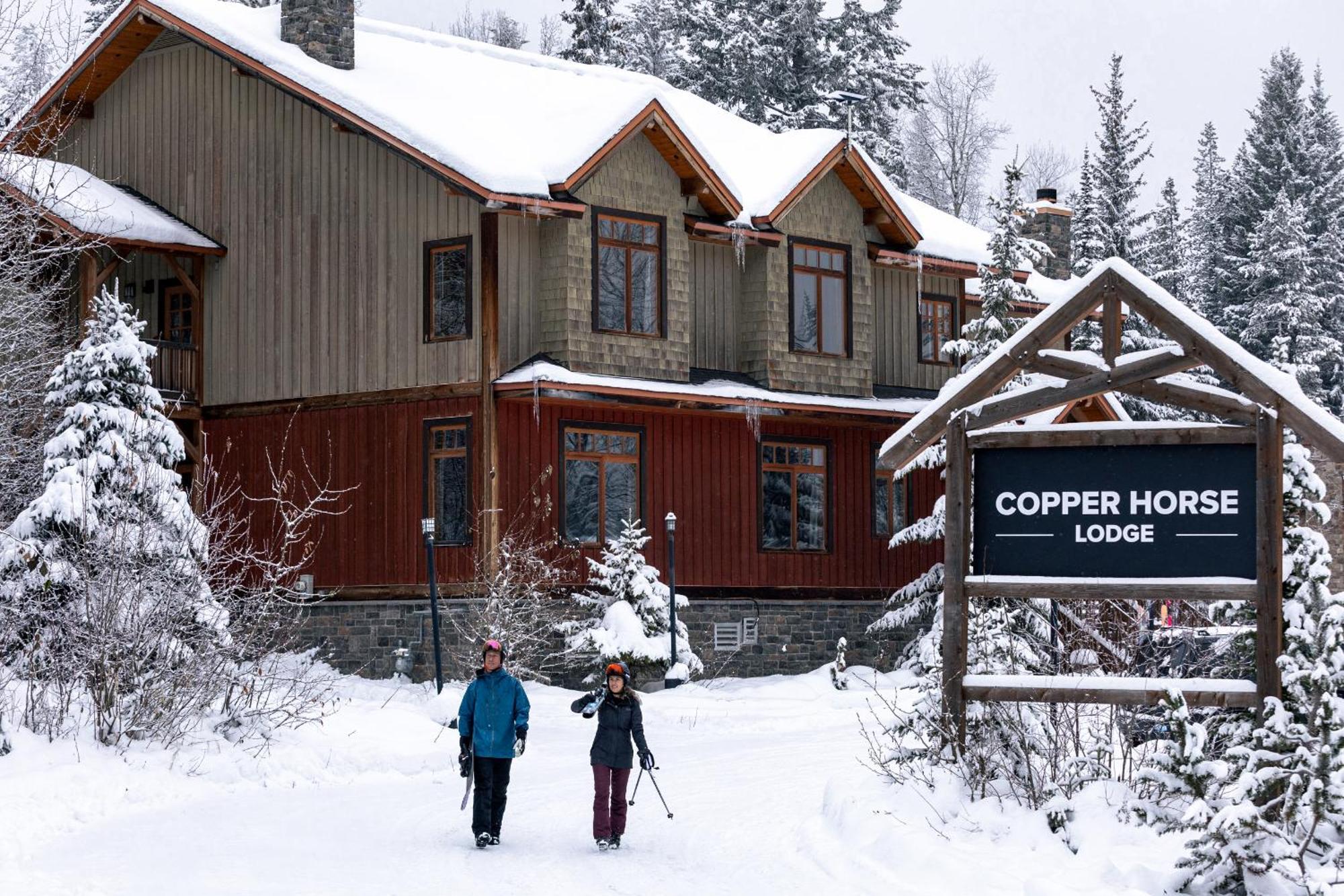 Copper Horse Lodge Golden Exterior foto